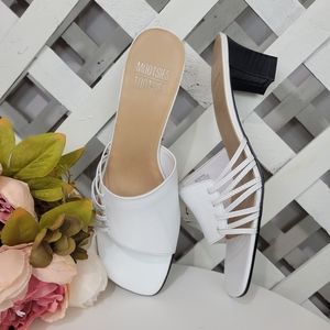 Vintage Mootsies Tootsies Moerin White Leather Slides Size 9 Small Flaw